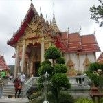 プーケット最大の寺院「ワット・チャロン（Wat Chalong）」