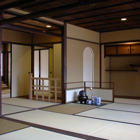 京都葭屋町（よしやまち）の町屋の2階座敷