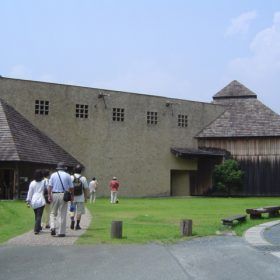 秋野不矩美術館