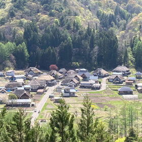 伝建地区・前沢曲家集落