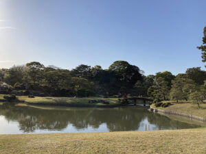 六義園