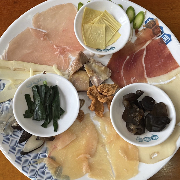 雲南米麺