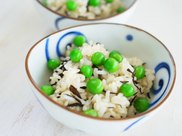 グリーンピースとひじきのさっぱりご飯