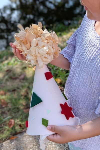 木となかよし　木育ひろば
～ひのき香るクリスマスパーティー帽子作り～