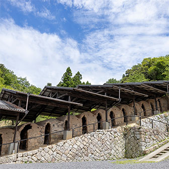 伊賀焼窯元 長谷園