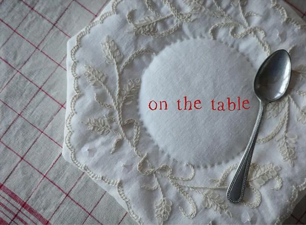にじ画廊 poritorie exhibition「on the table 」
