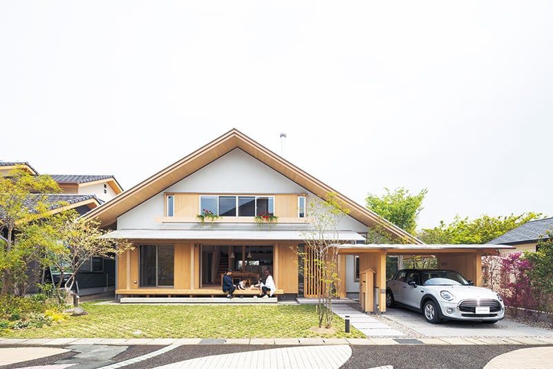 愛知県春日井市 エコ建築考房 モデルハウス「春日井の家」｜大きな屋根の、丈夫な 無垢材の家