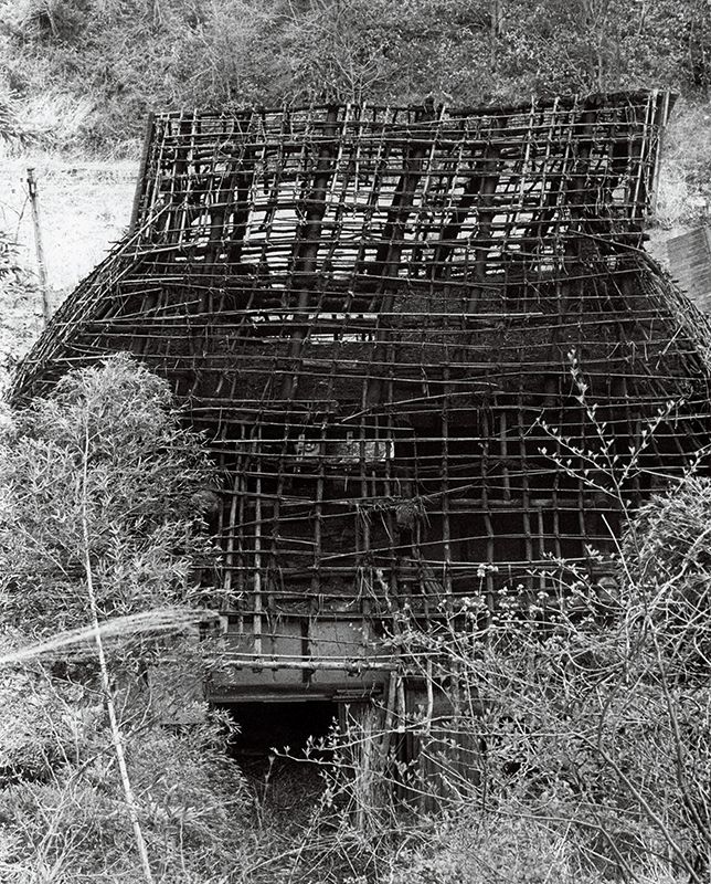 1976年春、解体中の旧山本家。