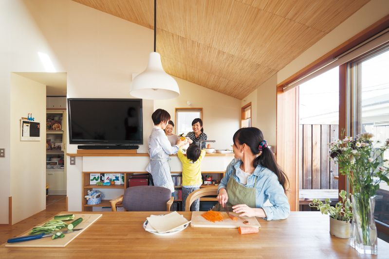 　注文住宅　建築家　加藤武志　子育て仲間と家カフェでつながりたい