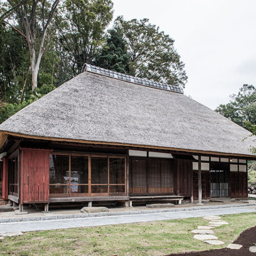農家の縁側